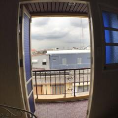 Отель Roof View Place балкон