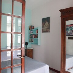 Апартаменты Studio Apartments Rue De La Harpe Париж комната для гостей фото 5