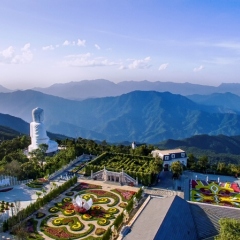 Отель Mercure Danang French Village Bana Hills Вьетнам, Дананг - отзывы, цены и фото номеров - забронировать отель Mercure Danang French Village Bana Hills онлайн фото 2