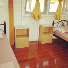 Baan Sathorn Backpacker Hostel Бангкок комната для гостей фото 4