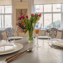 Отель Modern mews home in Kings Cross