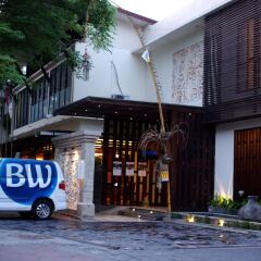 Отель Best Western Kuta Villa городской автобус