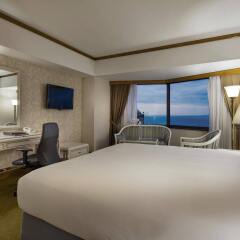 Отель Hilton Izmir комната для гостей фото 4