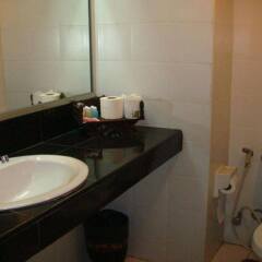 Отель King Royal Garden Inn Бангкок ванная фото 2