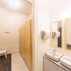 The Independente Hostel & Suites Лиссабон бассейн