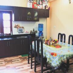 Отель Aroma Tourist Hostel Непал, Покхара - отзывы, цены и фото номеров - забронировать отель Aroma Tourist Hostel онлайн питание