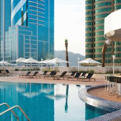 Отель Novotel Fujairah бассейн фото 3