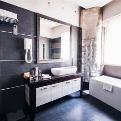 Отель Boutique Hotel Townhouse 27 Сербия, Белград - 1 отзыв об отеле, цены и фото номеров - забронировать отель Boutique Hotel Townhouse 27 онлайн ванная фото 2