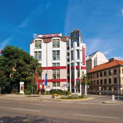 Leonardo Hotel Vienna парковка