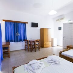 Mediterranean Hotel Apartments & Studios комната для гостей фото 12