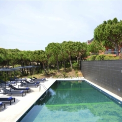 Praia Verde Suite Hotel бассейн
