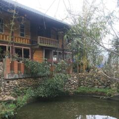 Tavan Riverside Homestay Hostel Шапа балкон