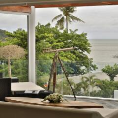 Отель The Privilege Ezra Beach Club Самуи пляж