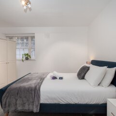 Апартаменты Spacious Pentonville Road Apartment - MLH Лондон