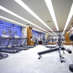 Отель Hilton Guangzhou Science City Гуанчжоу фитнесс-зал