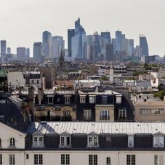 AC Hotel Paris Porte Maillot by Marriott балкон