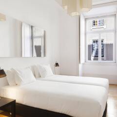 Апартаменты Hello Lisbon Cais do Sodre Apartments комната для гостей фото 5