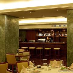 Piraeus Theoxenia Hotel гостиничный бар