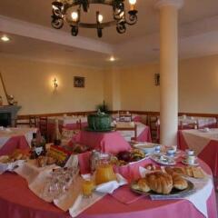 Hotel Alpina Вильянуэва-де-Ароса питание