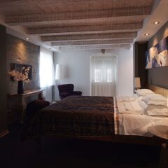 Hotel Hippocampus сейф в номере