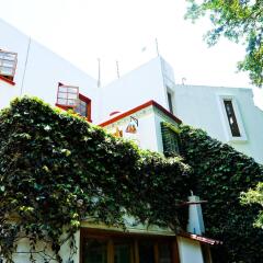 Отель Casa Jacinta Guest House Мексика, Мехико - отзывы, цены и фото номеров - забронировать отель Casa Jacinta Guest House онлайн вид на фасад