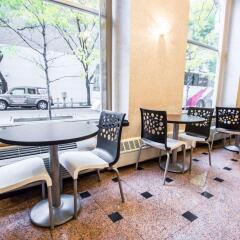 Отель Econo Lodge Times Square США, Нью-Йорк - 1 отзыв об отеле, цены и фото номеров - забронировать отель Econo Lodge Times Square онлайн питание