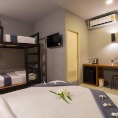 Отель Holiday Station Hostel Таиланд, Краби - отзывы, цены и фото номеров - забронировать отель Holiday Station Hostel онлайн удобства в номере