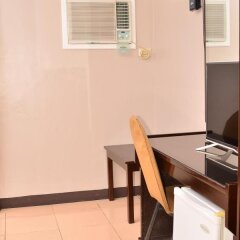 Отель El Portal Inn Филиппины, Тагбиларан - отзывы, цены и фото номеров - забронировать отель El Portal Inn онлайн удобства в номере фото 2