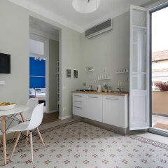 Апартаменты Vatican Stylish Apartment в номере фото 2