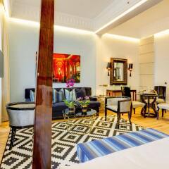 Отель Ravouna 1906 Suites - Special Class, Adults Only интерьер отеля