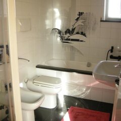 Отель La Casa sui Tetti B&b Генуя ванная фото 2