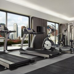 Mövenpick Hotel Sukhumvit 15 Bangkok фитнесс-зал фото 2