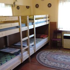 Отель Eitan's Guesthouse бассейн