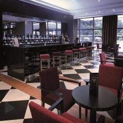 Vila Gale Porto Hotel гостиничный бар