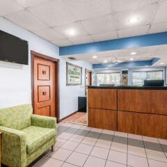Отель Quality Inn Sarasota North интерьер отеля