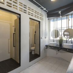 Fun Hostel Phuket Patong - Adults Only сауна