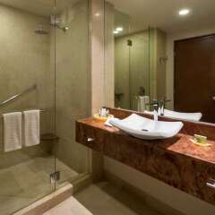 Отель Camino Real Pedregal Mexico Мексика, Мехико - отзывы, цены и фото номеров - забронировать отель Camino Real Pedregal Mexico онлайн ванная
