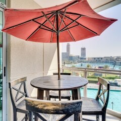 Отель Wonderland 1 Bedroom Apart-Ease by Emaar Дубай балкон