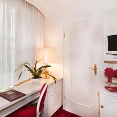 Hotel Amadeus удобства в номере