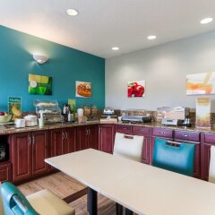 Отель Quality Inn & Suites питание фото 2