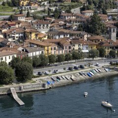 Отель Albergo Pesce Doro Италия, Вербания - отзывы, цены и фото номеров - забронировать отель Albergo Pesce Doro онлайн приотельная территория фото 2