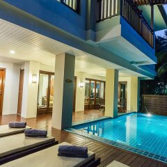 Отель Ravindra Beach Resort And Spa бассейн фото 3