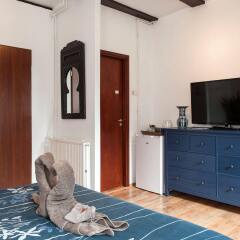 Отель Crown Bed and Breakfast Amsterdam с домашними животными
