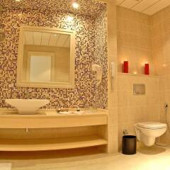 Отель Tropitel Sahl Hasheesh Resort Египет, Хургада - 3 отзыва об отеле, цены и фото номеров - забронировать отель Tropitel Sahl Hasheesh Resort онлайн ванная