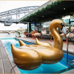 Отель Off Paris Seine с домашними животными