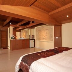 Отель Longtail Suites фото 2