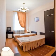 Гостиница Complex Mir в Белгороде 6 отзывов об отеле, цены и фото номеров - забронировать гостиницу Complex Mir онлайн Белгород комната для гостей фото 2