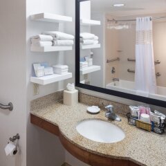 Отель Hampton Inn & Suites Tulare ванная