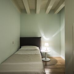Отель MyPlace Prato della Valle Family Apartment Италия, Падуя - отзывы, цены и фото номеров - забронировать отель MyPlace Prato della Valle Family Apartment онлайн комната для гостей фото 2
