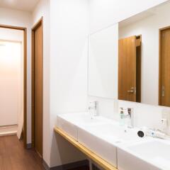 Guesthouse Hakozaki Garden Hostel Фукуока ванная
